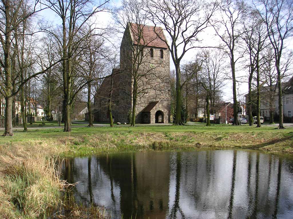 Dorfkirche Marienfelde, Foto: Juhnke